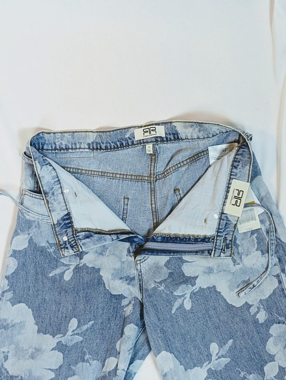 Robert Rodriguez Jeans High Rise Slouchy Wide Leg Rose Bouquet Faded Wash 29 NWT - Picture 5 of 13